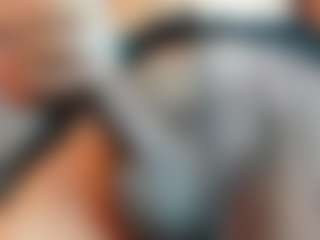 Live cam show with ZoeeMorettii - Bald on Mixed Magazine Live