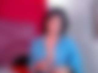 Live cam show with ZoeeMorettii - Black Hair on liverealitysex.com