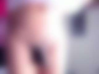 Live cam show with ZoeeMorettii - Bald on Camsoda