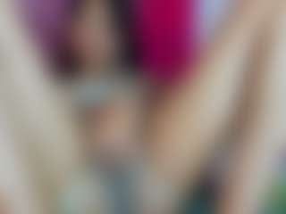 Live cam show with ZoeeMorettii - Dirty Talk on Camsoda