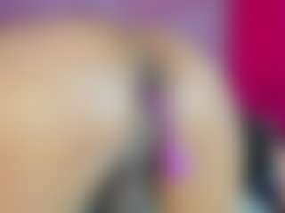 ZoeeMorettii's Live Sex Cam Show