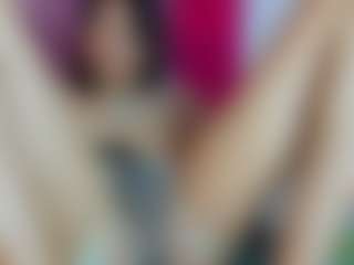 ZoeeMorettii's Live Sex Cam Show