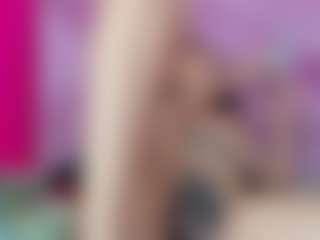ZoeeMorettii's Live Sex Cam Show