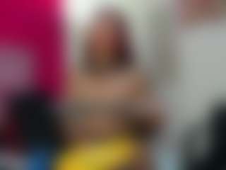 Live cam show with ZoeeMorettii - Smoking on Camsoda