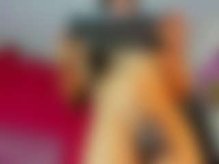 Live cam show with ZoeeMorettii - Drinking on SinfulBabes