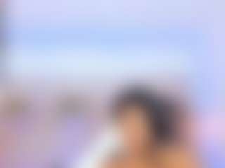 Live cam show with Ciara-Blake - Black Petite on Camsoda