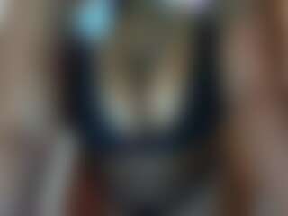 kikibarbiexxxx's Live Sex Cam Show