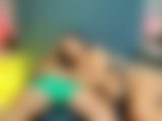 Live cam show with Max and Ashley - HD on Camsoda.co