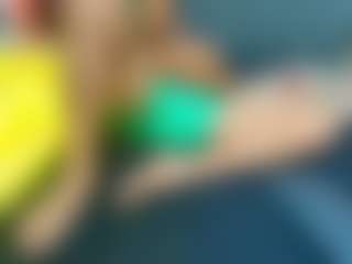Live cam show with Max and Ashley - Orgasm on xDating