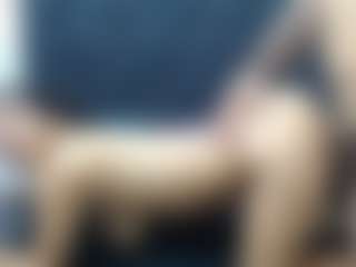 Live cam show with Max and Ashley - Drinking on Lustler