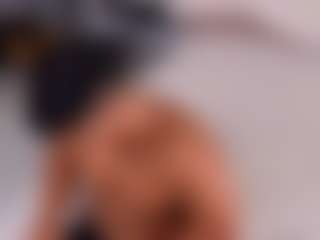 Live cam show with 69Hotemptation - Muscle on Camiplay Live