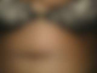leelahrosesbigtits's Live Sex Cam Show