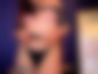 ChloeXSmith's Live Sex Cam Show
