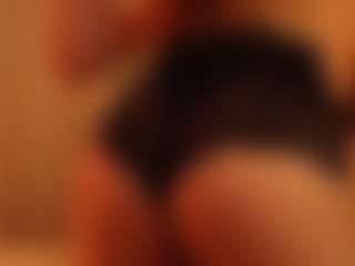 Live cam show with LiaGotti - Domination on friskycurves.com