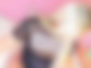 Live cam show with Elody69 - Cumshot on Gym Cam Girls