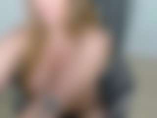 EvelinEve's Live Sex Cam Show