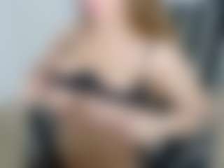 EvelinEve's Live Sex Cam Show