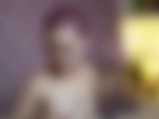 Live cam show with MaiaMini - Tittyfuck on Camsoda