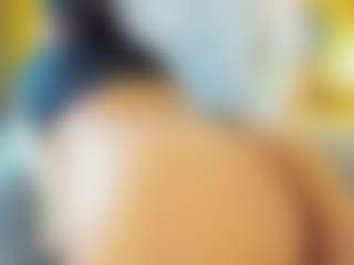 Live cam show with Mia - Colombia on Uber Horny
