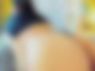 Live cam show with Mia - Eating Pussy on Camiplay Live