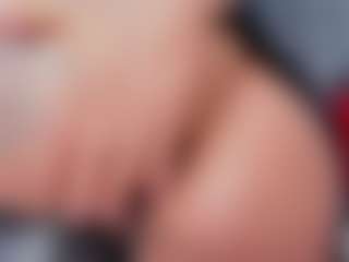 Live cam show with Slave-Aradia - Handjob on CSO-WL