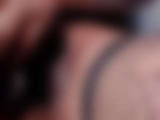 Live cam show with Slave-Aradia - Fuck Machine on eurowanks.com