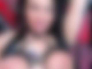 Live cam show with Slave-Aradia - Facefuck on Camsoda