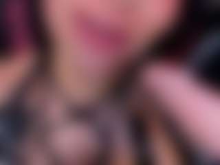 Live cam show with Slave-Aradia - Lactating on Camsoda