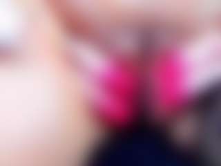 Show en direct avec Slave-Aradia - Lactating sur Camsoda