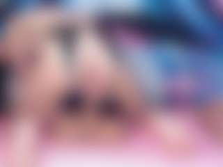 Live cam show with Sweeeets85 - Skinny on Camsoda