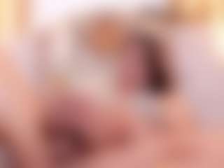 Live cam show with AlexaBravva - Small Tits on sexylive.show