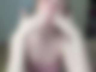 Live cam show with BettyBunny - Domination on xxxlivecams.org