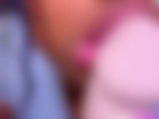 Live cam show with Charlotte - Public on liverealitysex.com