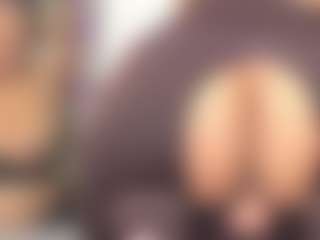 Modelka MILF destinyhall1 nadaje na żywo