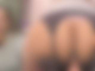 Live cam show with destinyhall1 - Smoke on Mixed Magazine Live