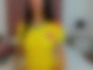 Live cam show with AntonellaSmiith - Highheels on TeamSkeetLive