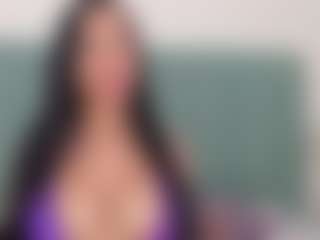 Live cam show with AntonellaSmiith - Highheels on Camsoda