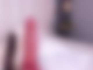 Live cam show with EvaMillins - Brown Eyes Blonde Hair on instabang