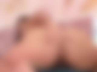 Live cam show with KARINAJTORRES - Lesbian on CamClone