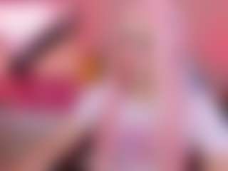 Live cam show with Lila uwu - Oil on Dolls Live
