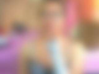 Live cam show with Lunitadiva - Tiny Tits on ObeyMaria