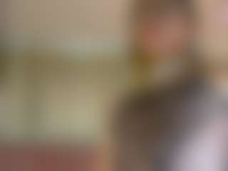 Live cam show with Lunitadiva - No Smoking on madthumbs