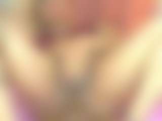 Live cam show with Lunitadiva - Small Tits on livesuperchat.net