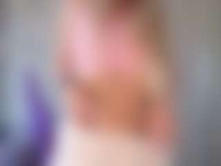 Live cam show with StacyWells - Striptease on anonymated.com