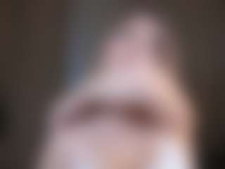 Live-Cam-Show mit AlodieBurtt - Public auf Camsoda