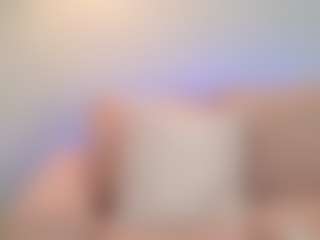 candyy-bella's Live Sex Cam Show