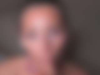 Live cam show with MoireHarbold - Nonnude on Spunkpage