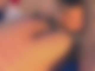 Live cam show with samantha-official - Average on camwithhim.com