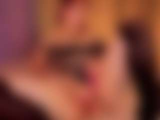 mia-bonneett's Live Sex Cam Show