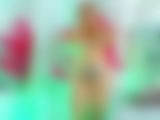 milfhornyy99's Live Sex Cam Show